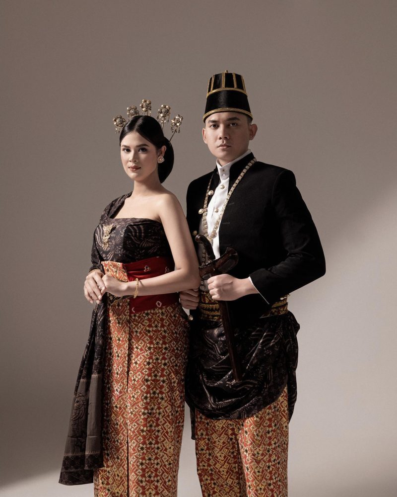 Jawa Premium - Attire 07