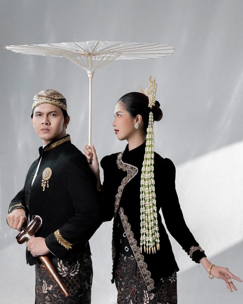 Jawa Premium - Attire 18