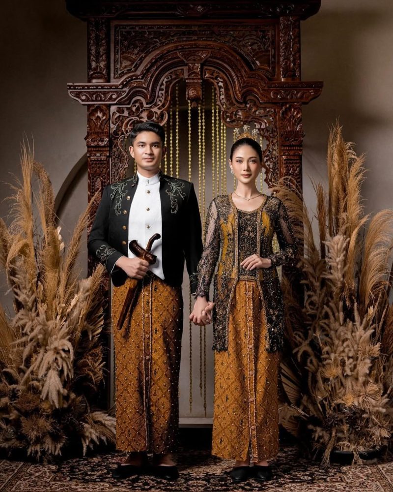Jawa Premium - Attire 19