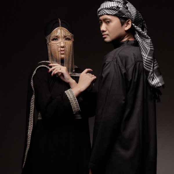 PreweddingSessionArabicConceptPhotographyfahreza_fikrimMUAmakeupbyistaAttiresipstud-3