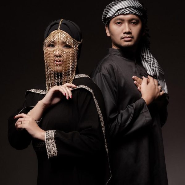 PreweddingSessionArabicConceptPhotographyfahreza_fikrimMUAmakeupbyistaAttiresipstud-4