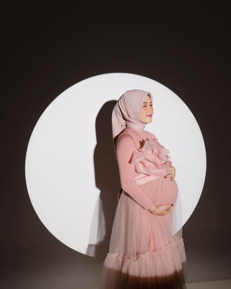 Maternity Gown - Attire 07