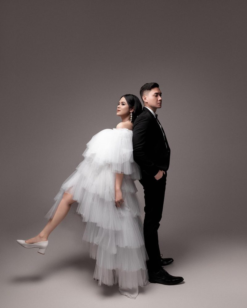 Modern Gown - Putih 03