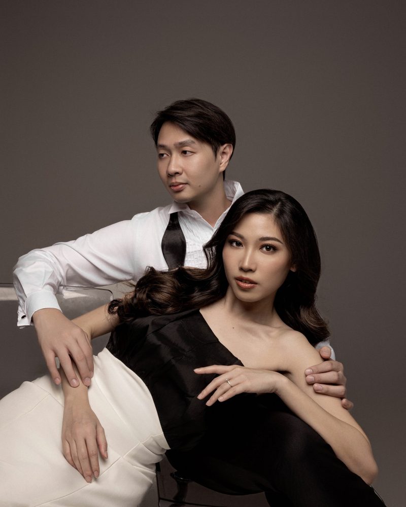 Modern Gown - Hitam Putih Non Hijab