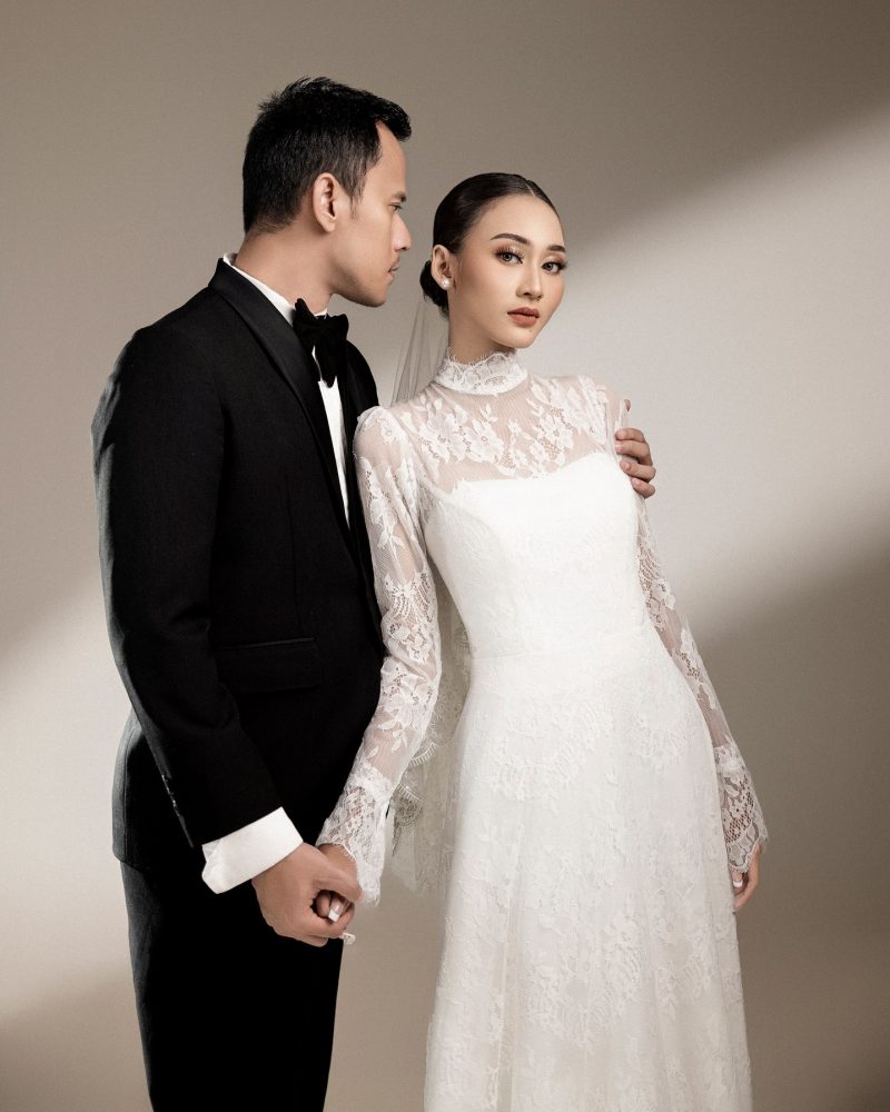Modern Gown Premium Arlin - Putih