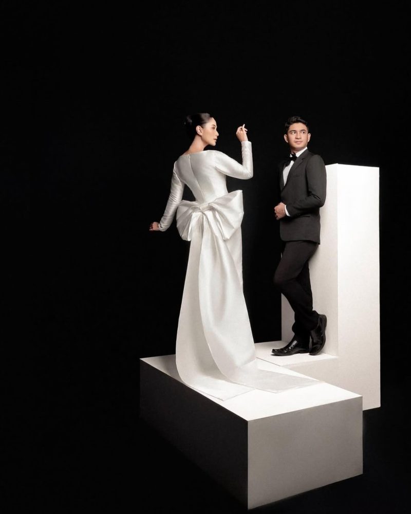 Modern Gown Pita - Putih