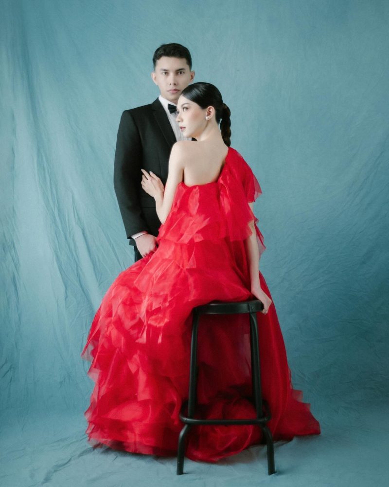 Modern Gown - Merah